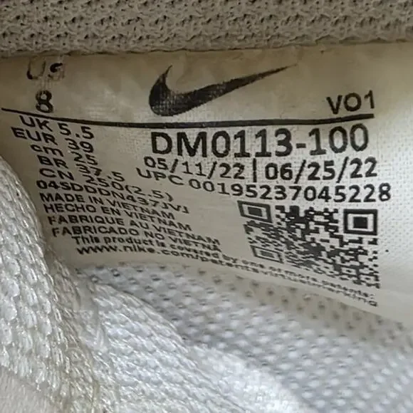 Nike Air Force One AF1 Low Triple White Sneaker Women’s 314192-117 Size 8 - Picture 3 of 16